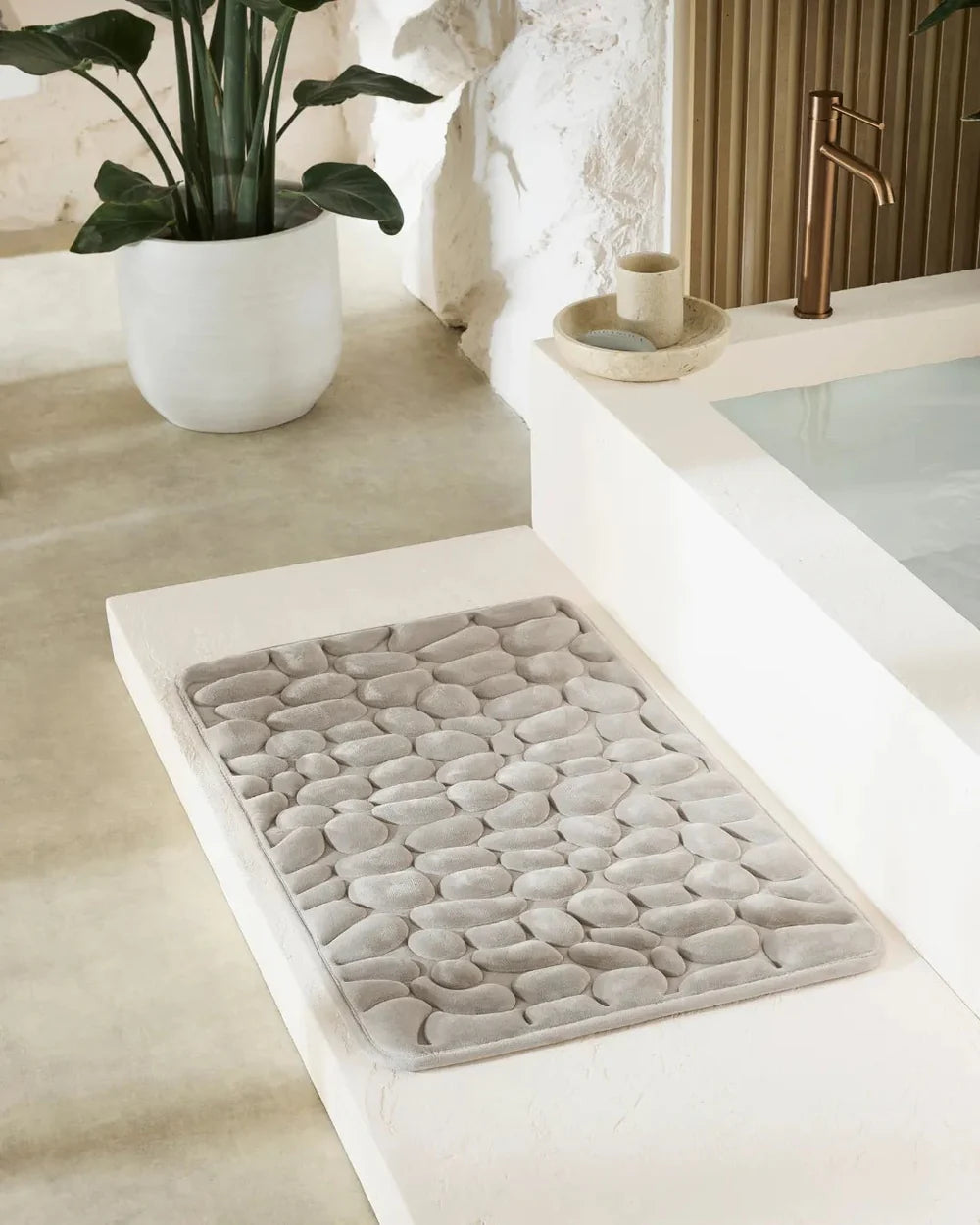 The Galet Bath Mat